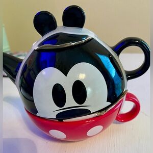 Disney Mickey Mouse Teapot 3 pieces-lid, teapot, saucer. Still in packaging.